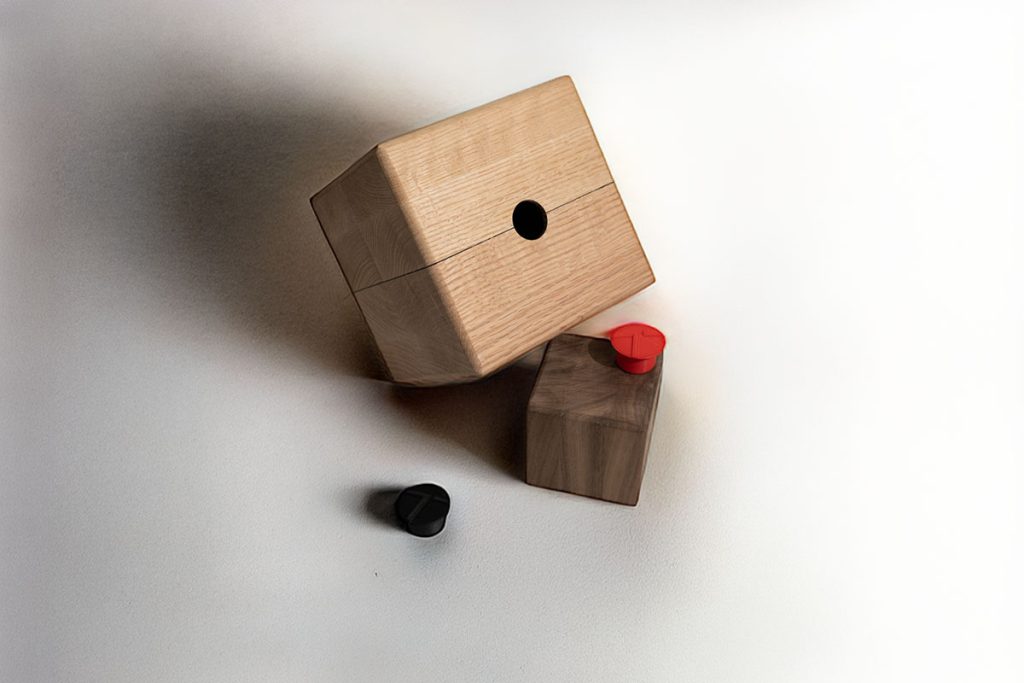 Armour component by Moitech combining carbon fiber and wood for custom nautical design - 7