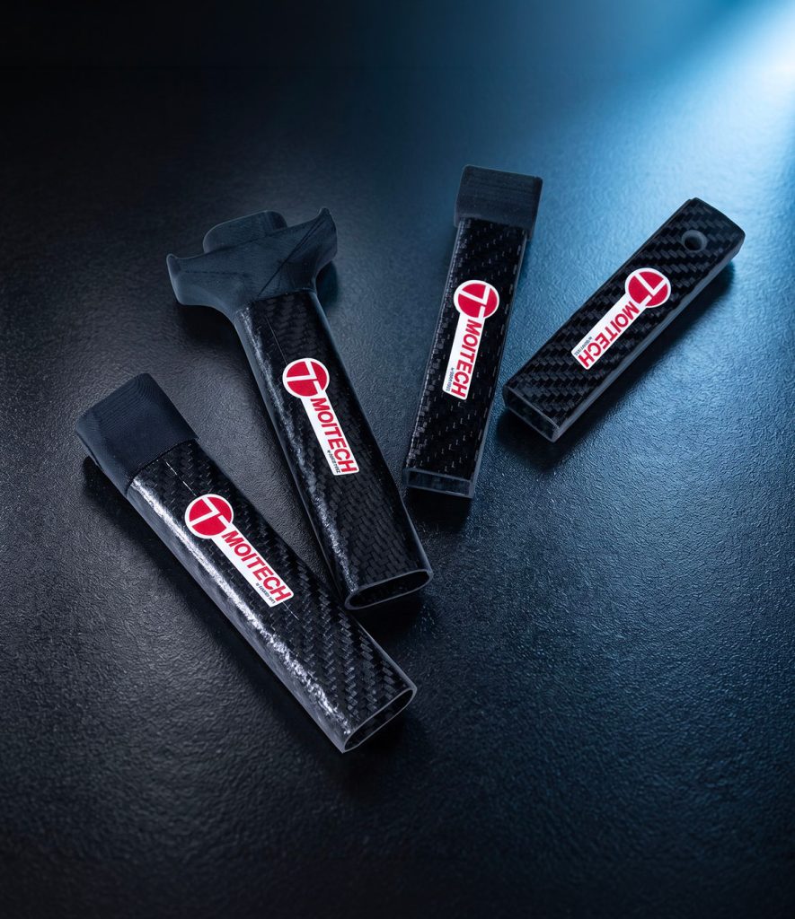 Puntastecche e accessori per vela Moitech in fibra di carbonio su misura per velerie e team racing - 4