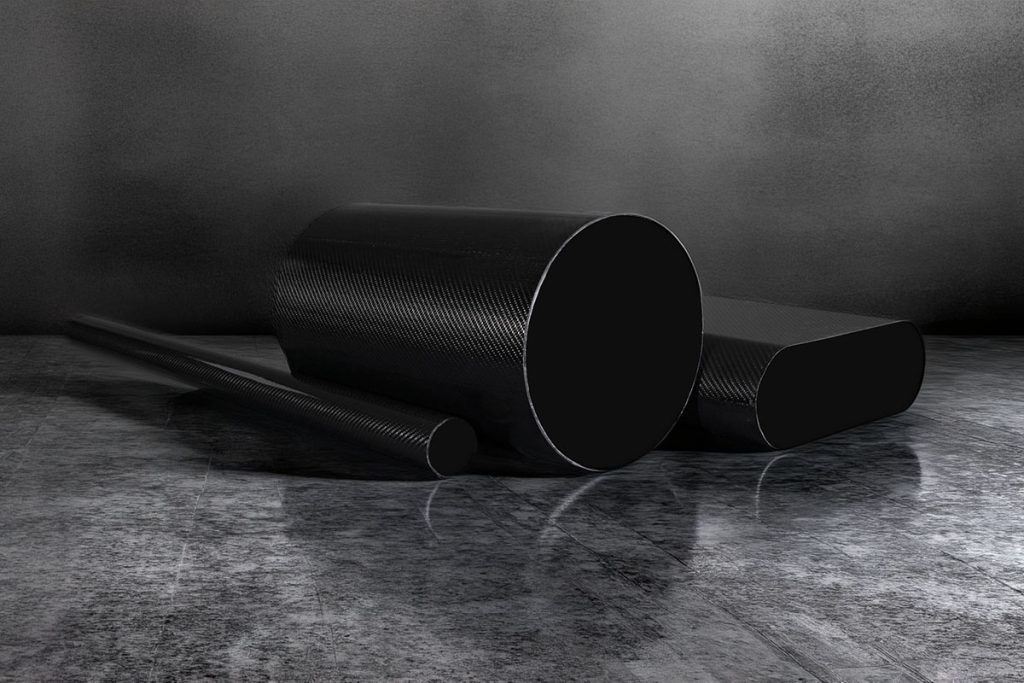 Carbon fiber nautical accessories by Moitech custom made for racing and luxury vessels - 3