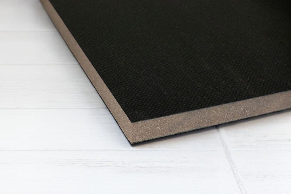 Carbon fiber nautical accessories by Moitech custom made for racing and luxury vessels - 4